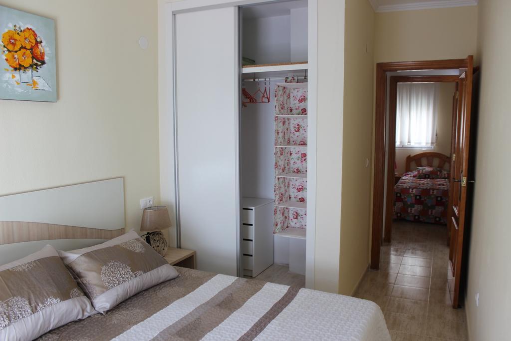 Apartamento Mariposa Lägenhet Torrevieja Rum bild