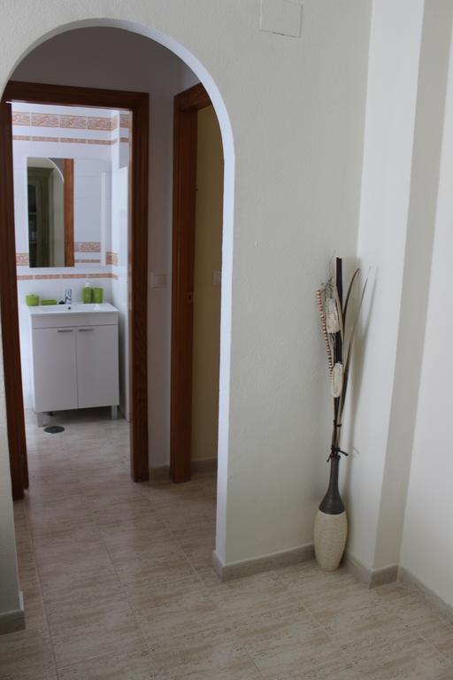Apartamento Mariposa Lägenhet Torrevieja Rum bild