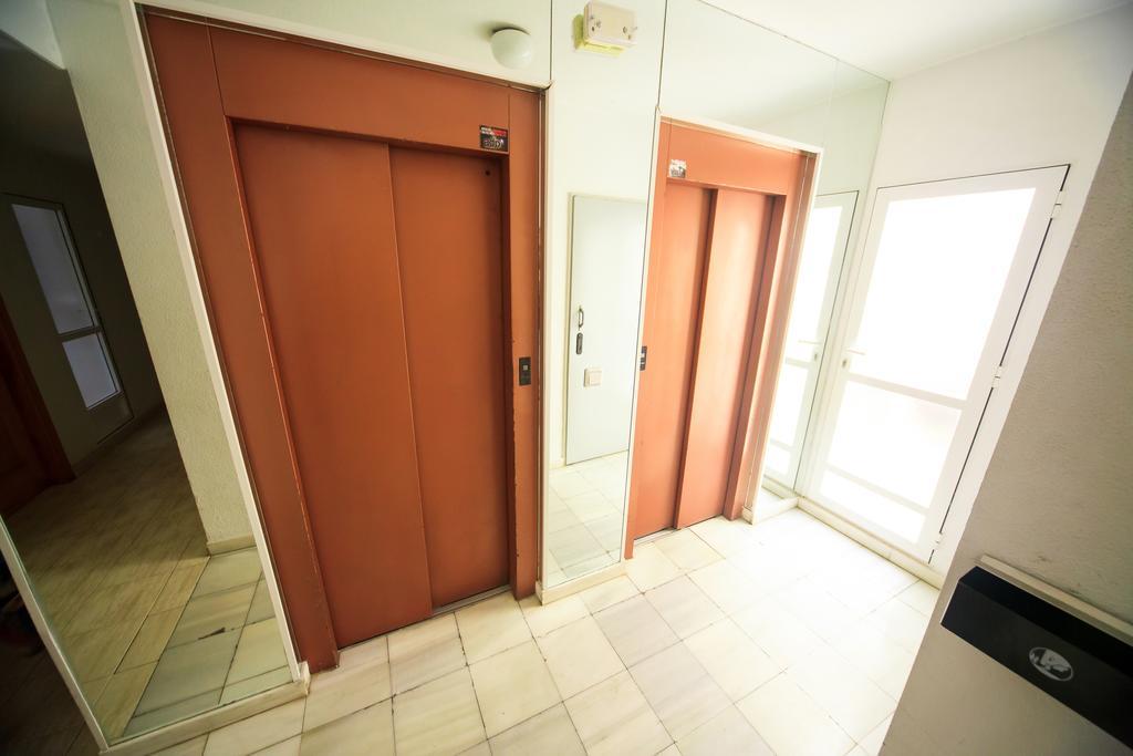 Apartamento Mariposa Lägenhet Torrevieja Exteriör bild
